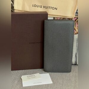 ⭐️COA LOUIS VUITTON Taiga BRAZZA Wallet GORGEOUS W/LV BOX & DUST COVER Authentic